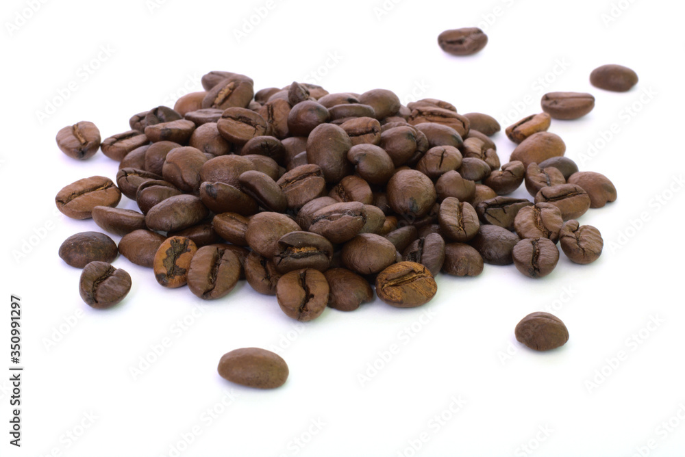 Naklejka premium Coffee Bean with white background