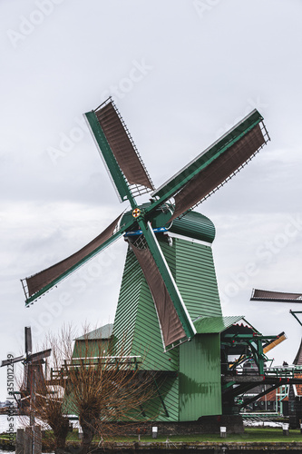 windmill in holland nederland