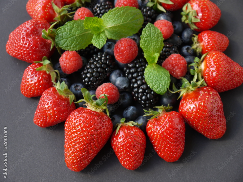 Obraz premium Waldfrucht