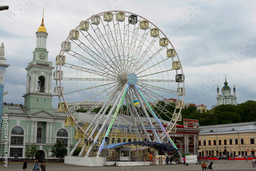 Wheel review on Kontraktova square Kiev Ukraine