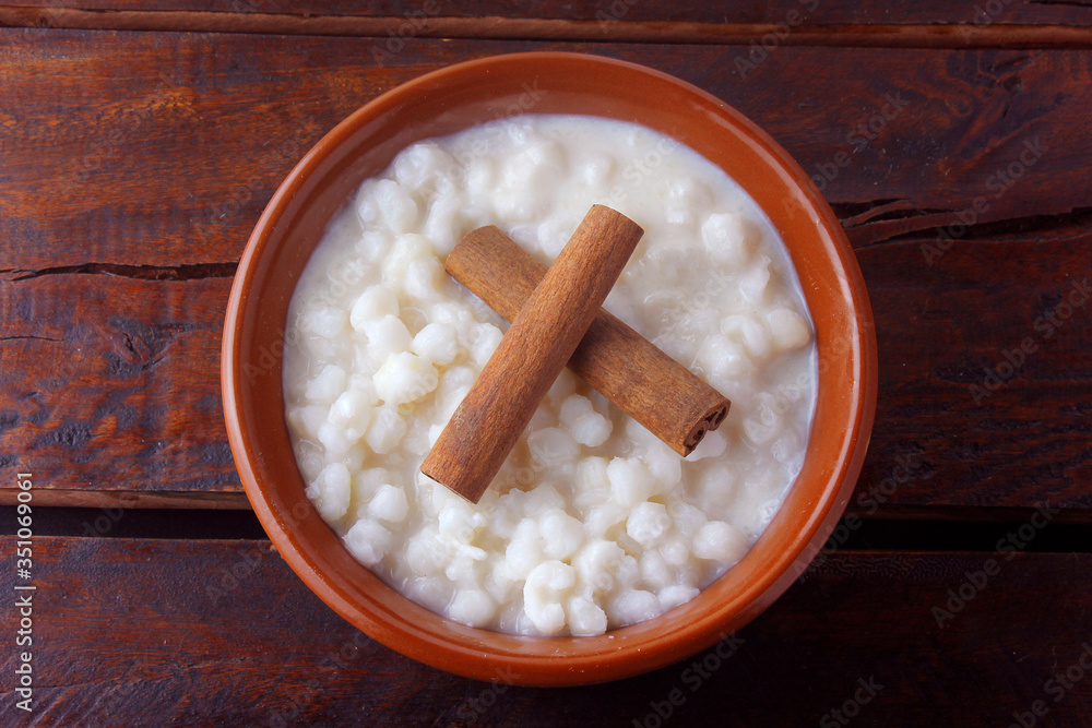 White corn cooked with milk known as canjica, canjicão or mungunza, typical dish of Brazilian gastronomy
