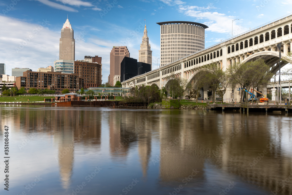 Naklejka premium Downtown Cleveland Skyline