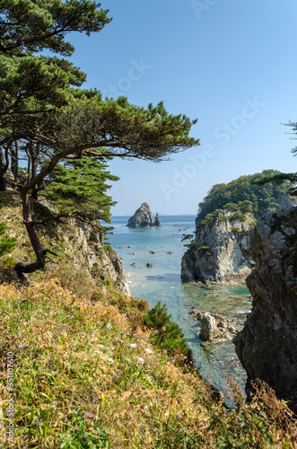 Beautiful views of the rocks and the sea © Aleksei Ozheredov