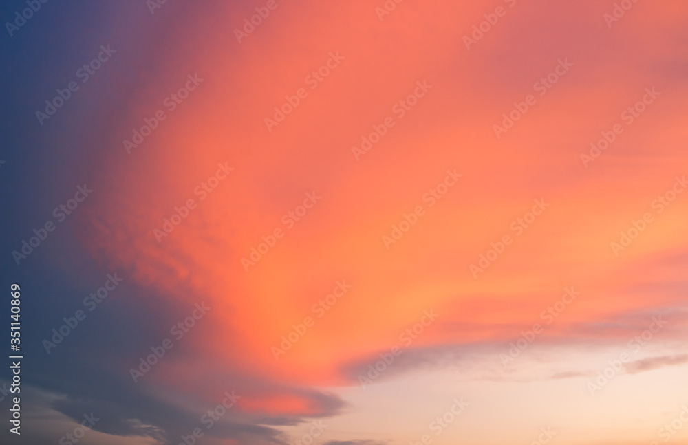 Fototapeta premium dramatic sunset sky with clouds