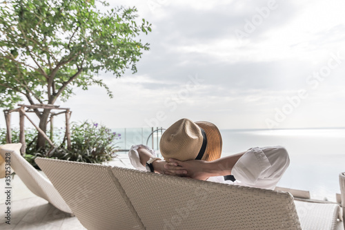 Canvas Print Relaxation holiday vacation of businessman take it easy happily resting on beach