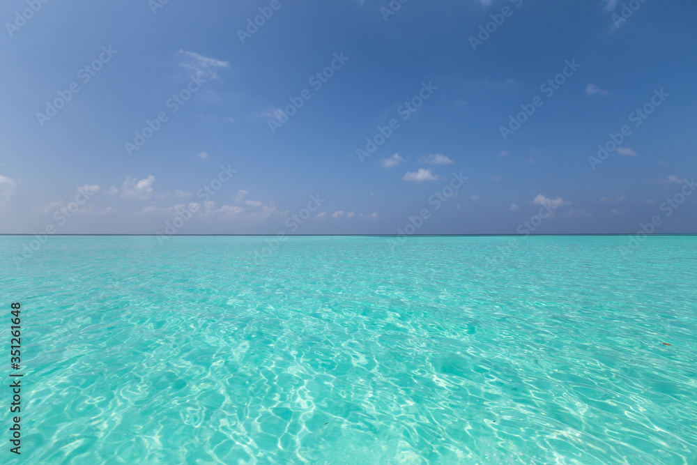 Obraz premium Ocean Indyjski z rafami koralowymi