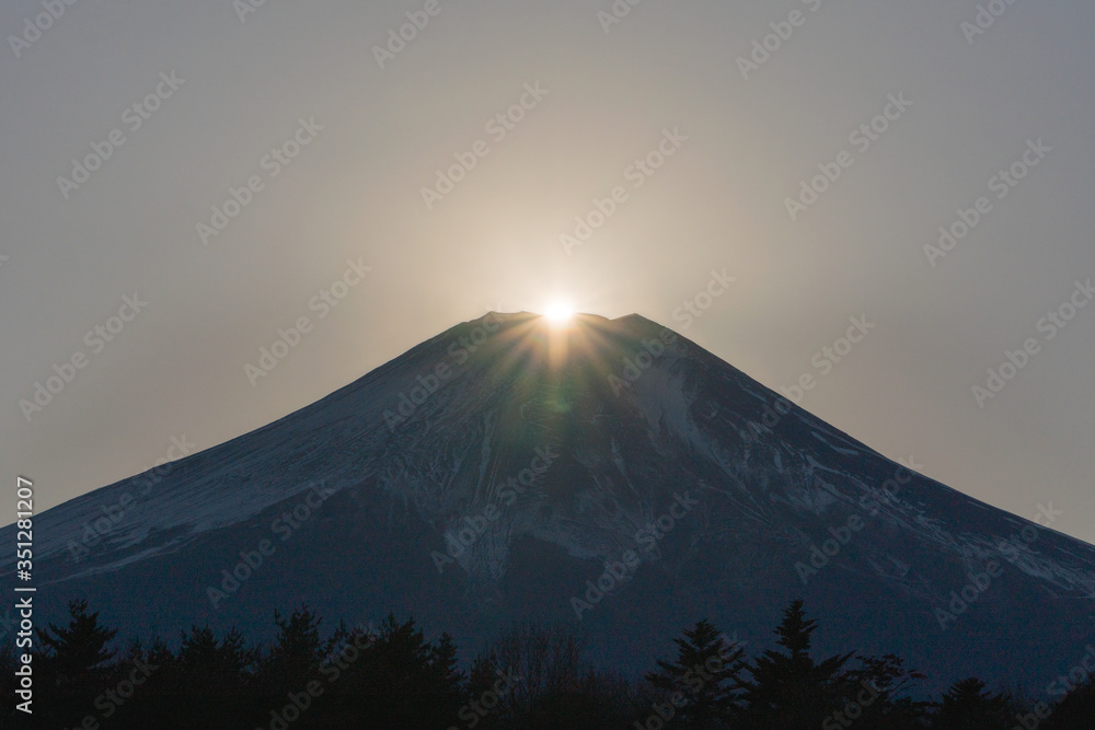 富士山-1(ダイヤモンド富士山)