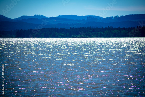 lake in the willamette valley