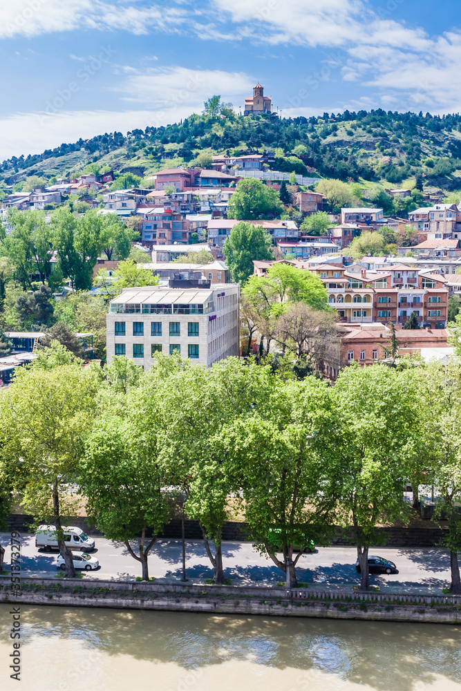 Obraz premium View of historical center of Tbilisi and Tabor Monastery of the Transformation. Georgia