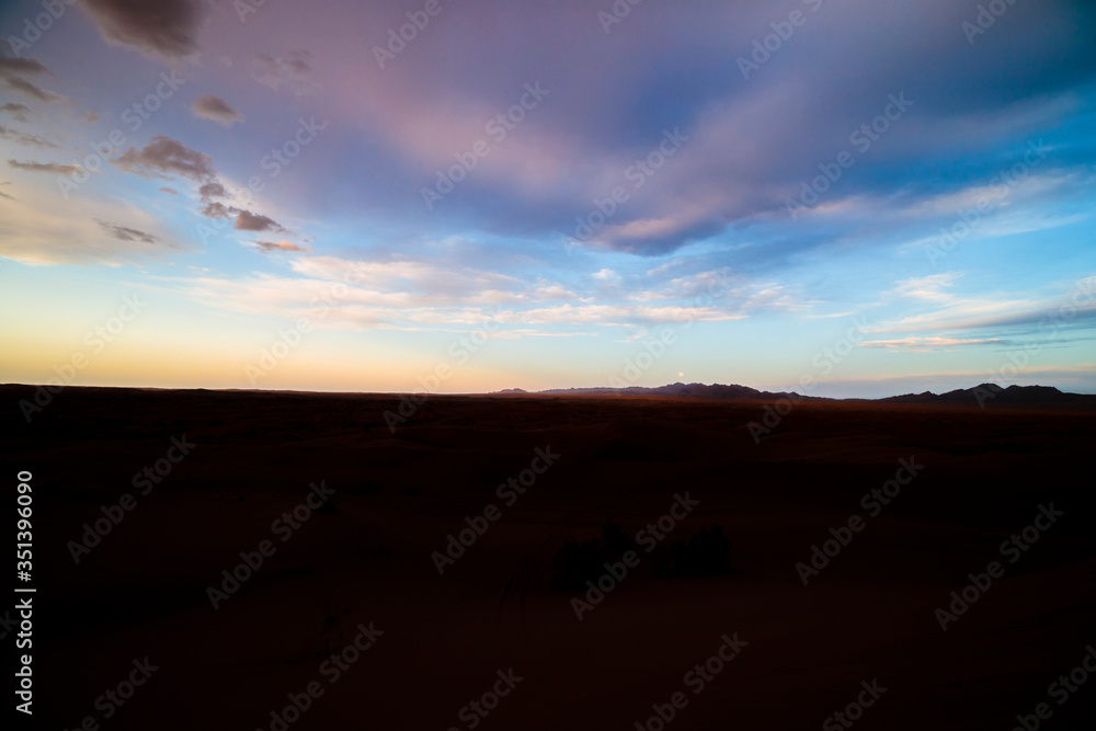 Obraz premium Sunset in the desert