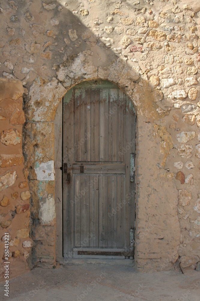 Old wood door, Ghar El-Meleh, Tunisia Old wood door, Ghar El-Meleh, Tunisia