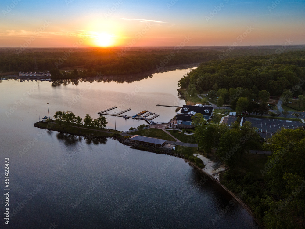 Obraz premium Aerial Sunrise Mercer County Park