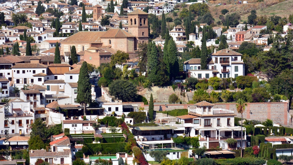 Vistas del barrio del Albayzín de Granada desde la Alhambra