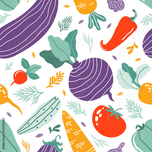 Hand drawn colorful doodle vegetables in organic style seamless pattern. Backdrop from cucumber, carrot, tomato, beetroot, pepper, eggplant. Vegetarian healthy food. Farm products. Cartoon flat vector