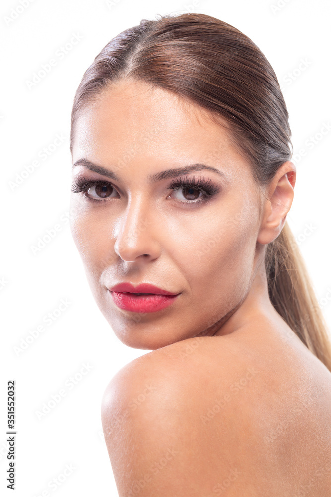 Portrait of brunette woman with an amazing natural beauty Portrait of brunette woman with an amazing natural beauty