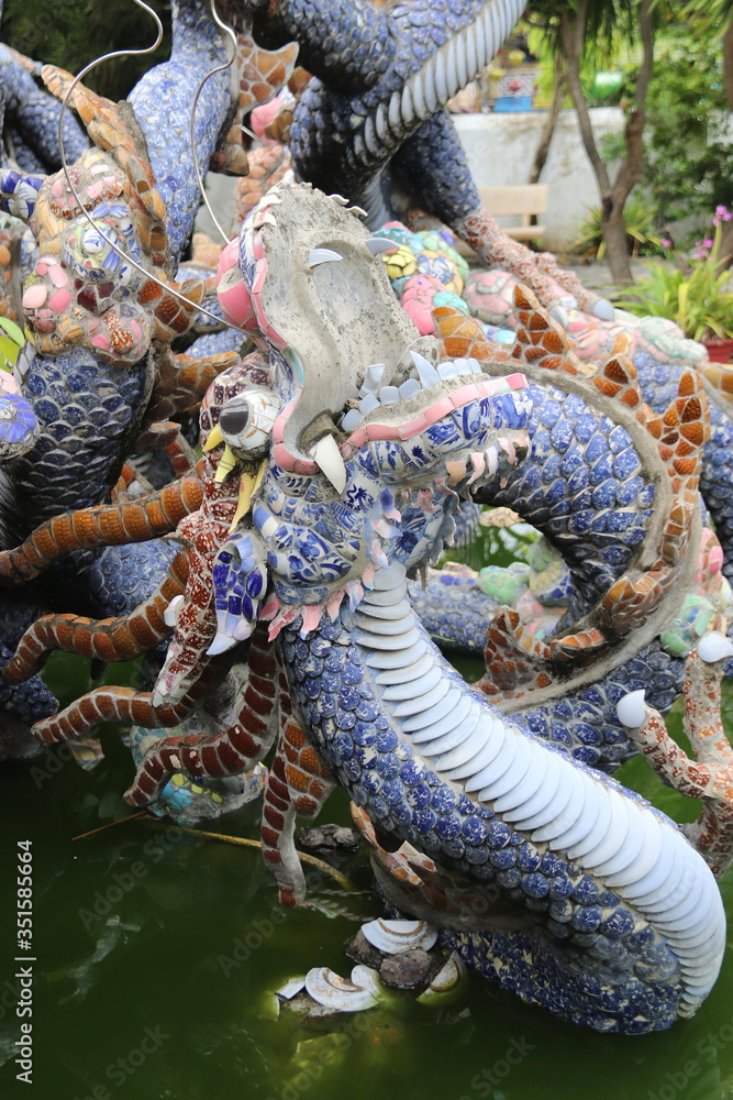 Fototapeta premium Dragon en mosaïques à Hoi An, Vietnam 