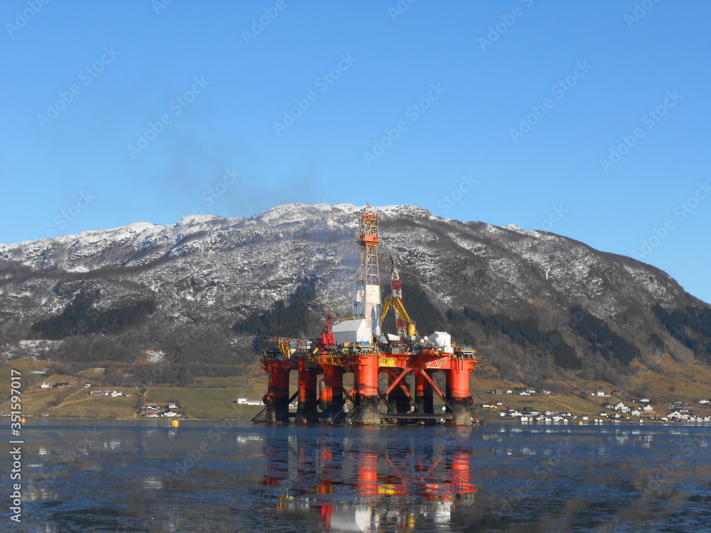 Semi-submersible oil rig in Norwegian Fjord Semi-submersible oil rig in Norwegian Fjord