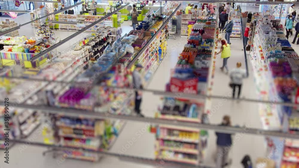 Grocery store time lapse during a pandemic Grocery store time lapse during a pandemic