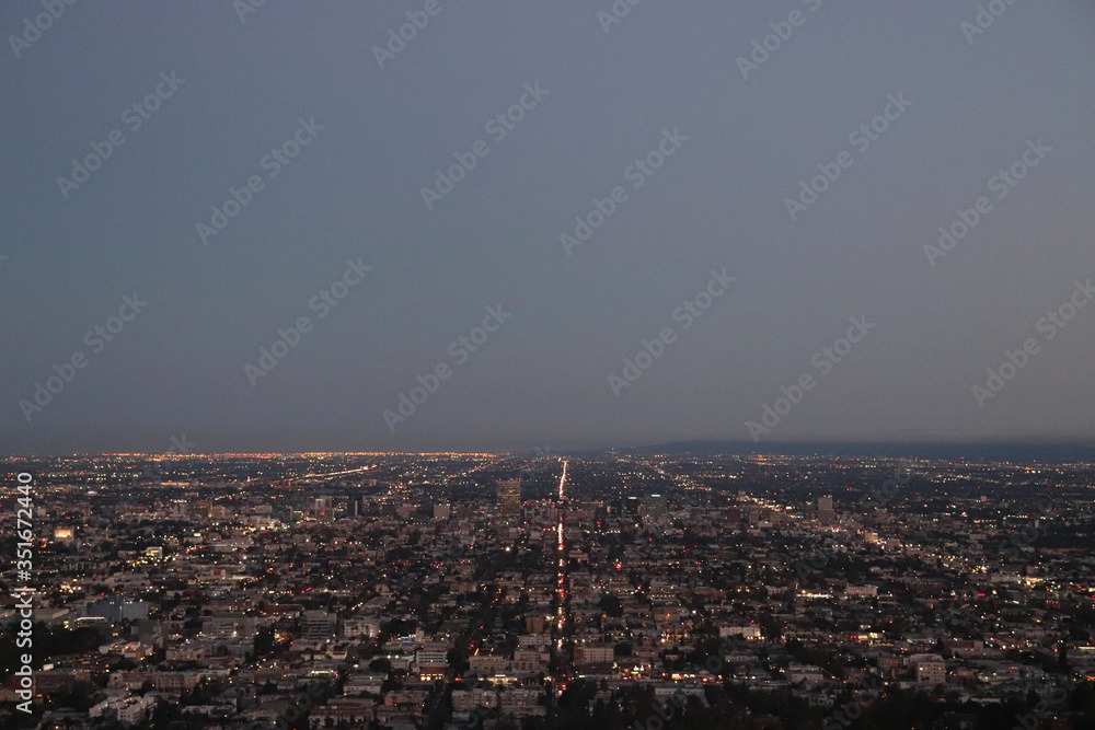 Panorama view of the streets of los angeles from above at dusk
