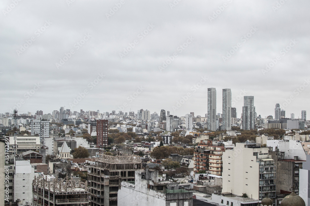 Vista aérea de Buenos Aires en un día frío