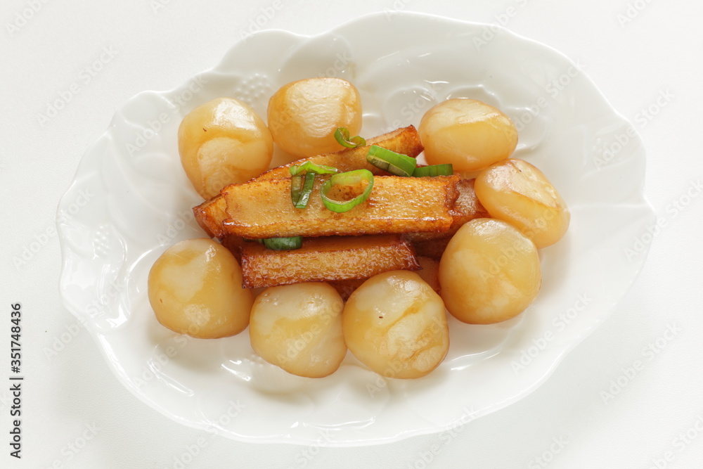 Japanese food, konnyaku and fish cake on dish with copy space Japanese food, konnyaku and fish cake on dish with copy space