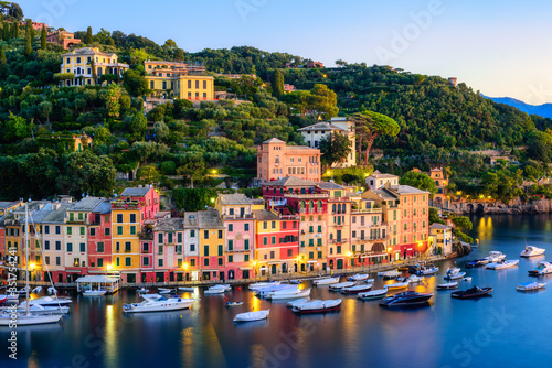 Canvas Print Portofino, Italy, colorful town on Mediterranean coast of Liguria
