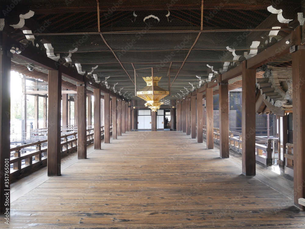 Fototapeta premium corridor of the old building