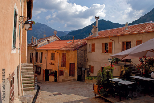 village de Saint Martin Vésubie dans le haut pays niçois dans les Alpes Maritimes en France photo