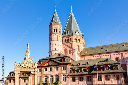 Der Hohe Dom St. Martin zu Mainz - Mainzer Dom