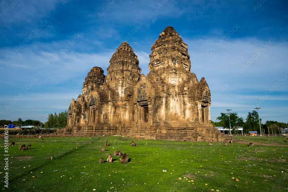 Phra PraPhra Prang Sam Yot temple.