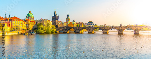 Fotografiet Charles bridge and Vltava river in Prague, Czech Republic