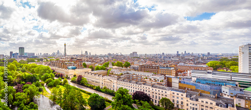 Photography Aerial view of Regents park in London, UK
