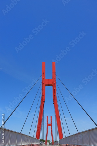 真紅の吊り橋 © HIDEKAZU