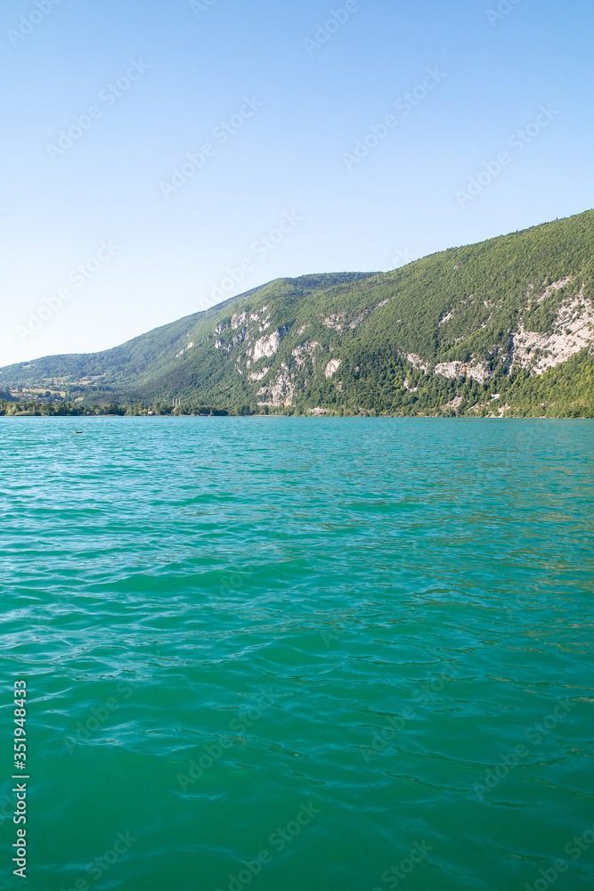 Obraz premium Lac d'Aiguebelette en été