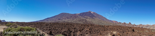 Panorama-Aufnahme der Caldera de las Cañadas mit dem Teide-Vulkan