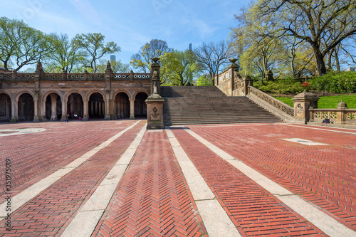Obraz na płótnie New York City, New York / USA - April 25 2020: Bethesda terrace AKA Navy Terrace view at Central Park in Manhattan w salonie