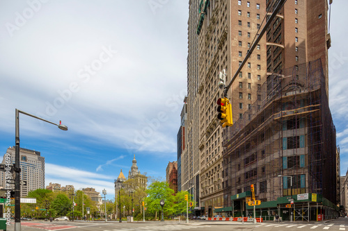 Obraz na płótnie New York, NY / USA - May 2, 2020: Coronavirus impact, empty downtown streets in Manhattan during pandemic city lockdown. w salonie