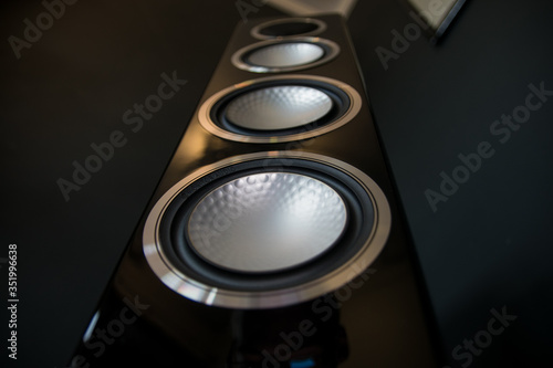 Hi-Fi Black Stand