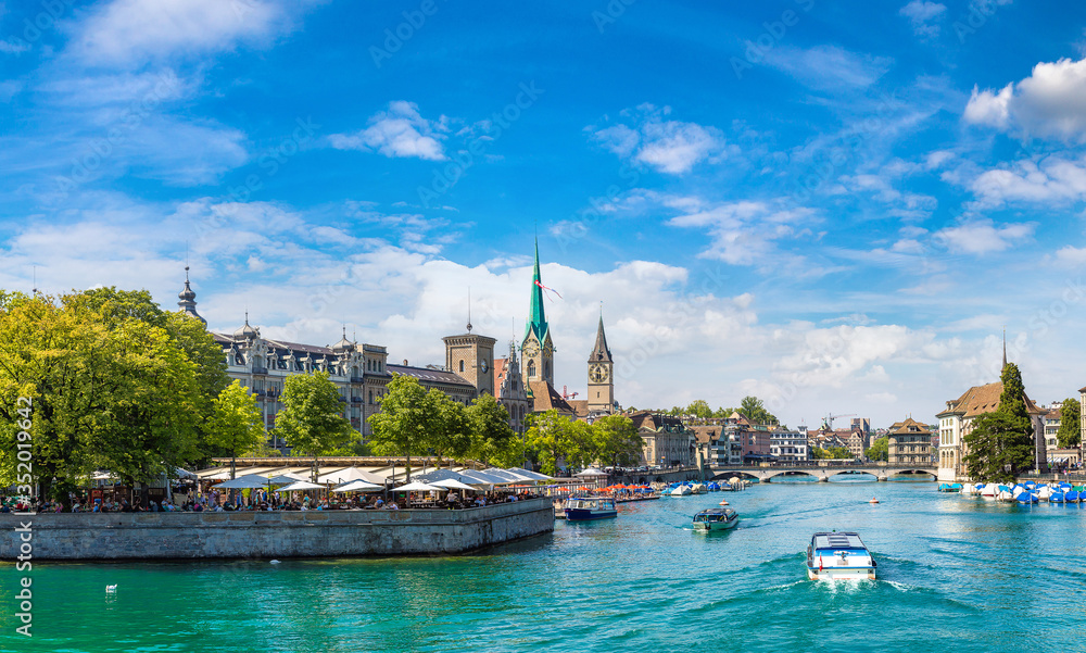 Obraz premium Historical part of Zurich, Switzerland