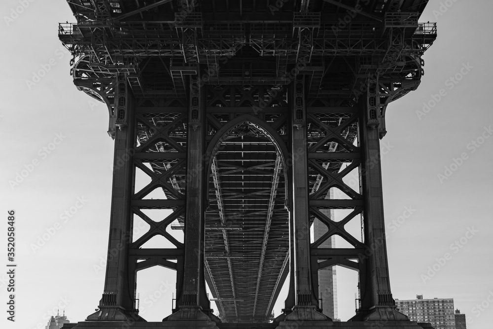 Fototapeta premium Under the bridge