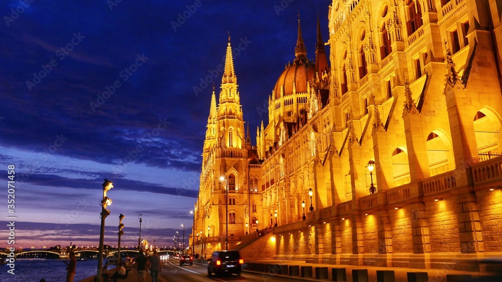 night view of hungary budapest parliament 