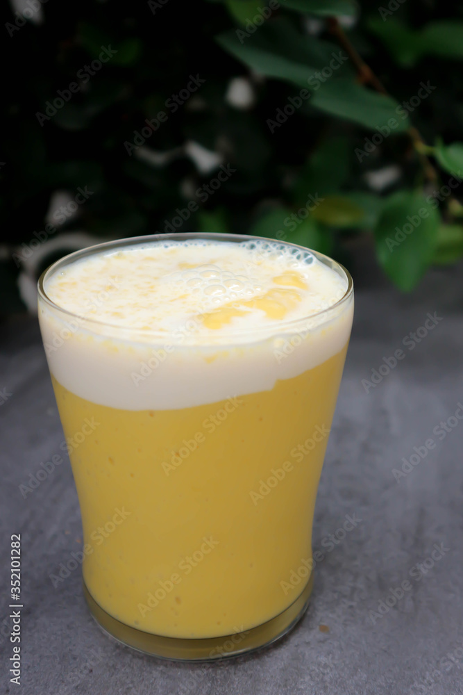 mango juice or mango smoothies with milk mango juice or mango smoothies with milk