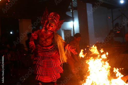 KANDANAR KELAN THEYYAM
THEYYAM - HUMAN GOD OF MALABAR THEYYAM IS AN TRADITIONAL ART FORM USUALLY PLAYS ON TEMPLES OF MALABAR WHICH EXICTED IN KANNUR AND KASARAGOD DISTRICTS OF KERALA STATE IN INDIA