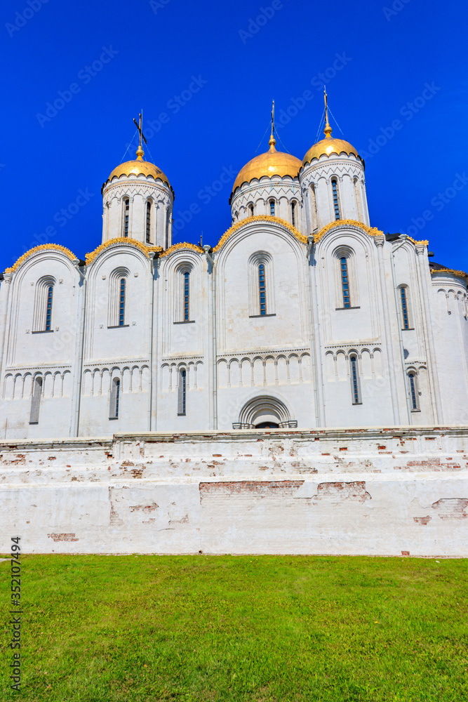 Obraz premium Dormition Cathedral (Assumption Cathedral) in Vladimir, Russia. Golden ring of Russia