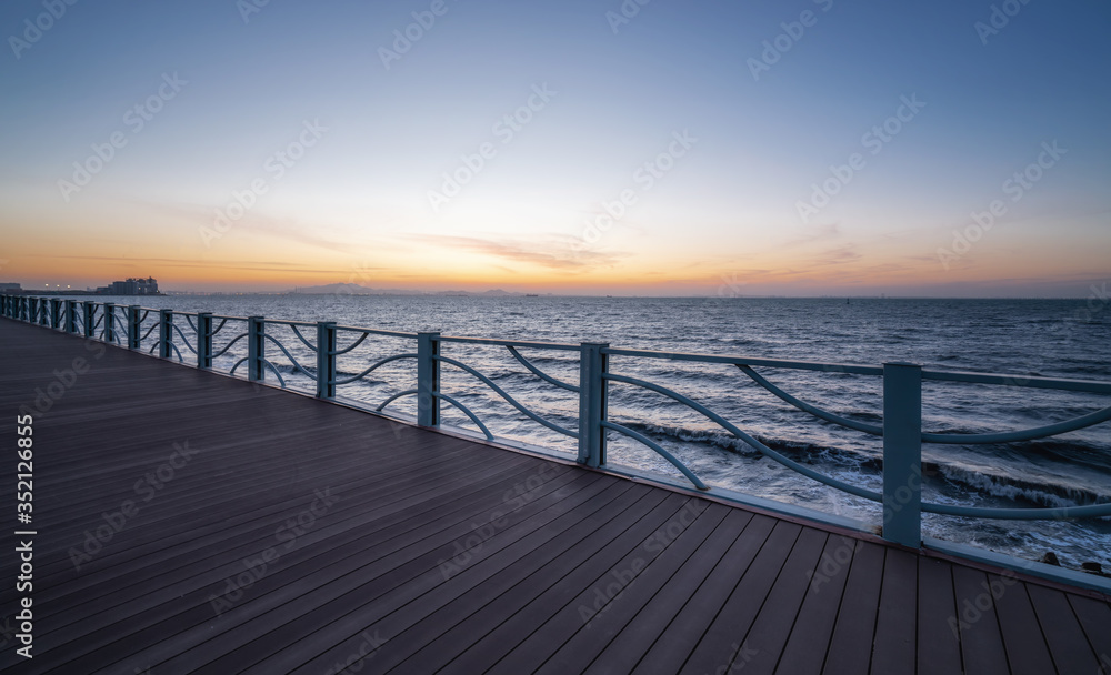 Fototapeta premium Beautiful sea view under sunset..