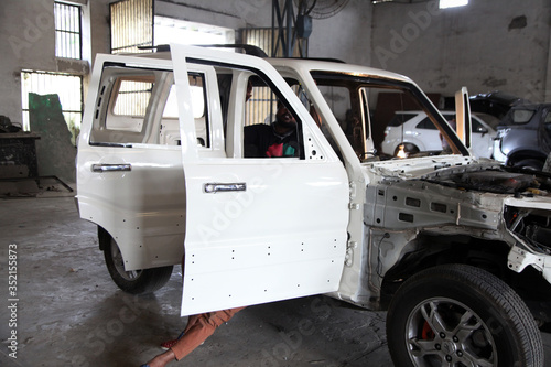 Photography Manufacturer Bullet proof vehicles, Bullet proof vehicle manufacturing, Armored