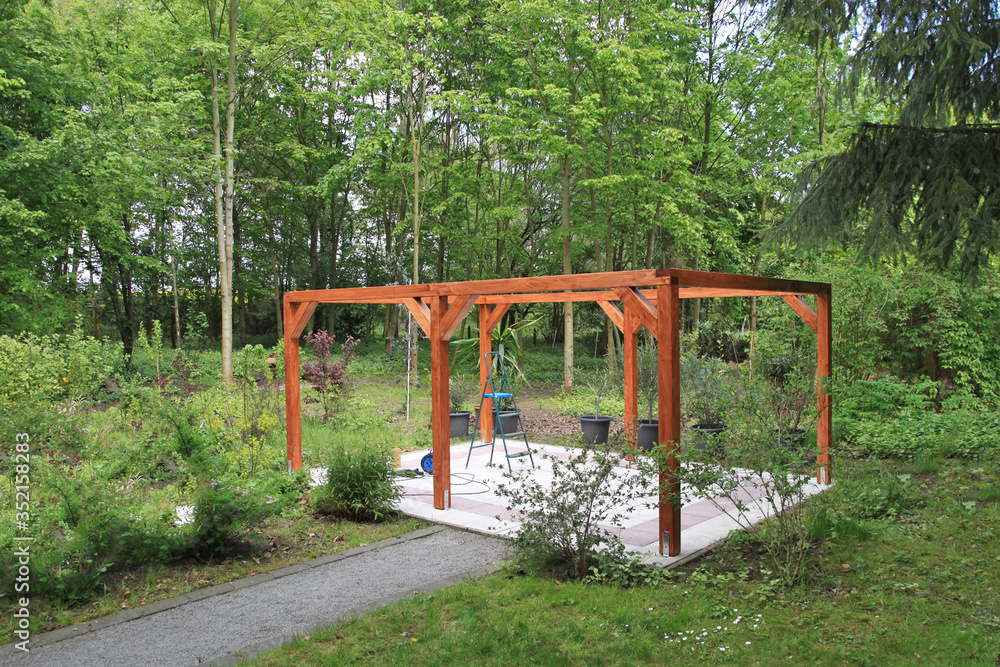 wooden pavilion to build itself according to instructions wooden pavilion to build itself according to instructions