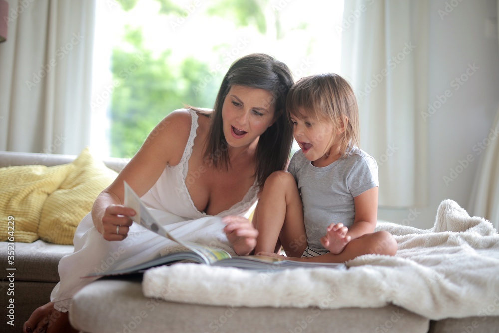 Parenthood and happiness Parenthood and happiness