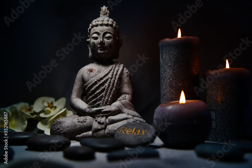 Buddha und Kerzen I Wellness