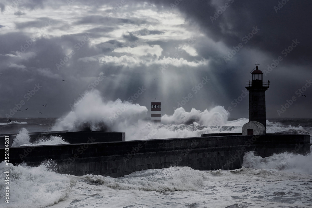 Stormy evening in te Douro river mouth